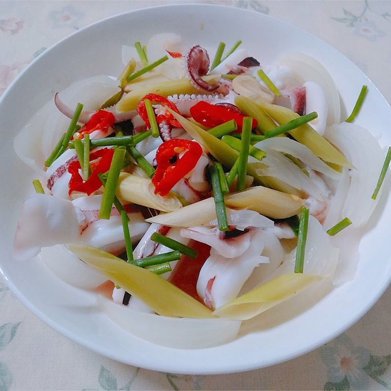 Mực hấp gừng